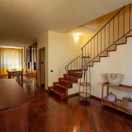 Villa Acqua Blu Gorgeous With Ample Garden *