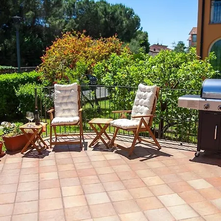 Villa Acqua Blu Gorgeous With Ample Garden Toscolano Maderno