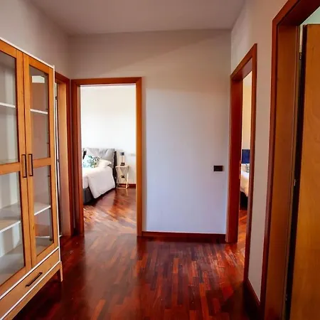 Acqua Blu Gorgeous With Ample Garden Villa *